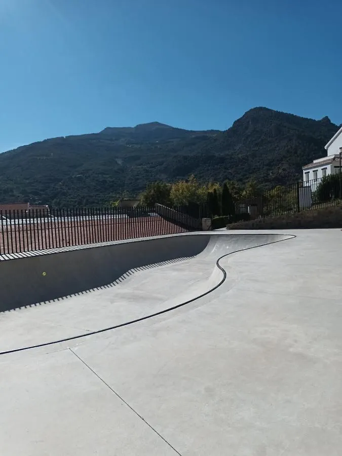 Alojamiento El Pilar Güéjar Sierra España